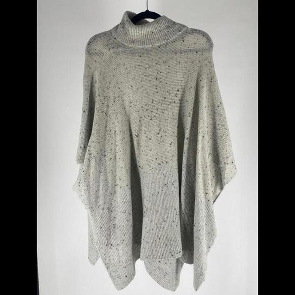 Vince Camuto Oversized Gray Poncho Sweater with Turtleneck - Picture 1 of 3